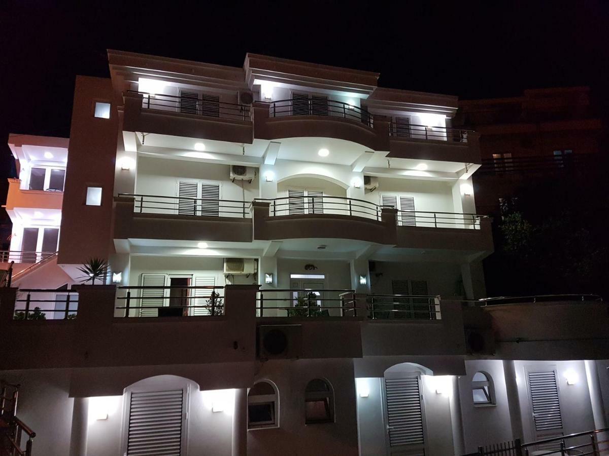 Apartments Maestro Ulcinj Esterno foto